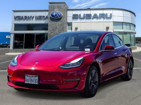 Used 2018 Tesla Model 3 Long Range RWD image 3