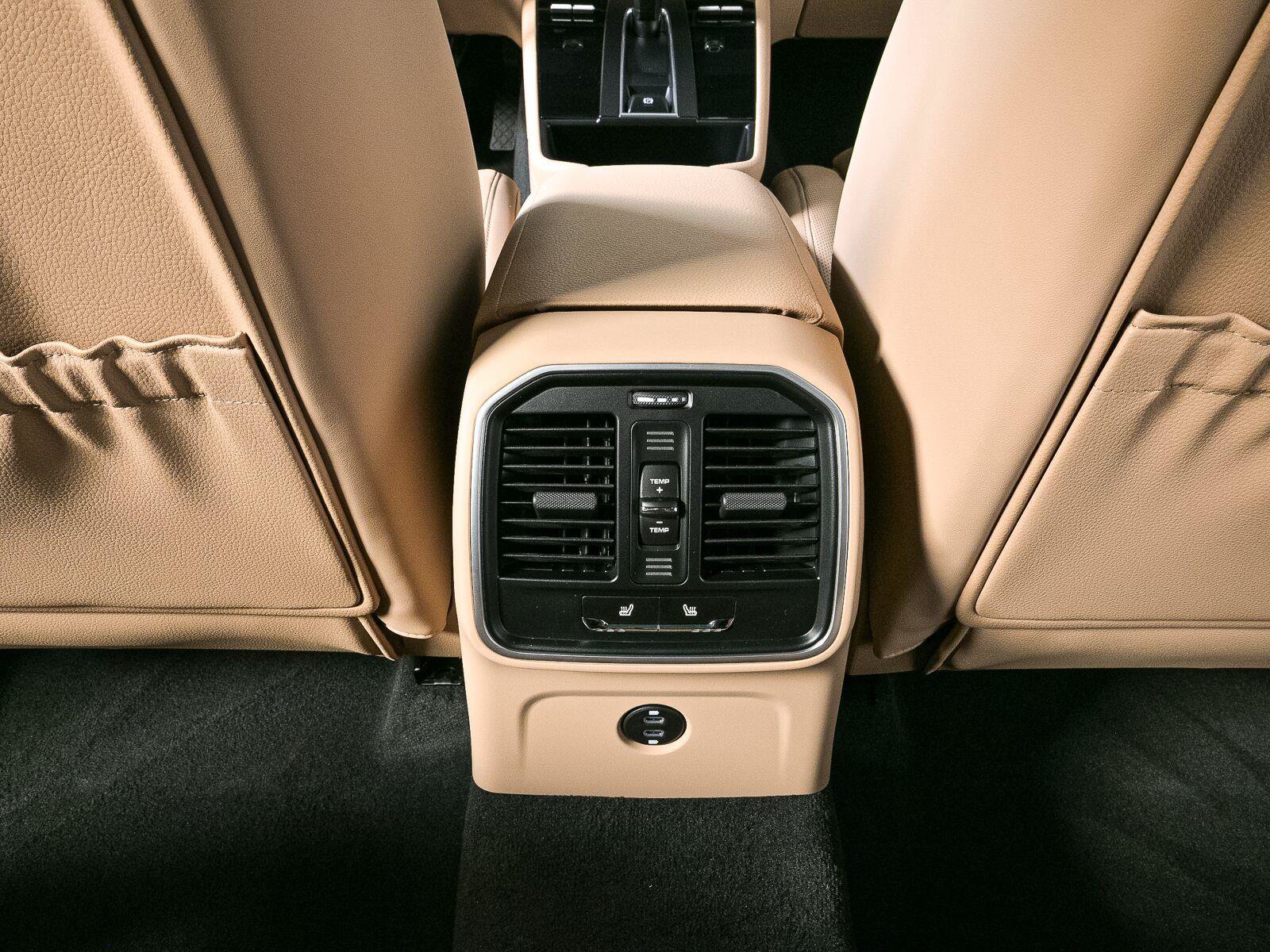 New 2026 Porsche Macan AWD/4WD image 20