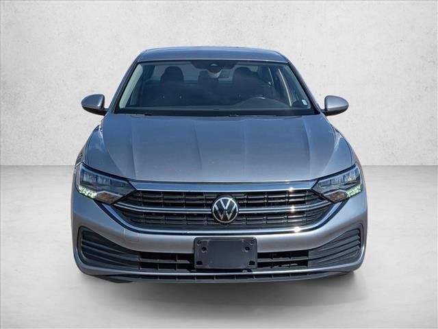 Used 2024 Volkswagen Jetta S FWD image 2