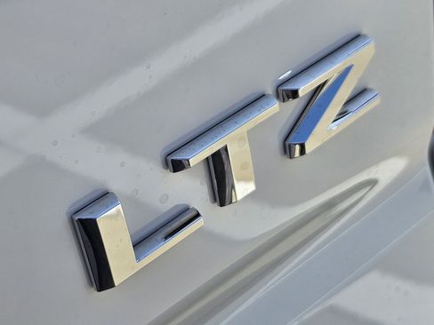New 2026 Chevrolet Silverado 1500 LTZ w/ LTZ Premium Texas Edition AWD/4WD image 17