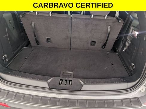 Used 2023 Ford Explorer XLT AWD/4WD image 29