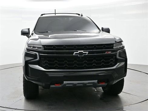 Used 2023 Chevrolet Tahoe Z71 w/ Luxury Package image 2