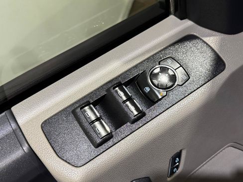 Used 2022 Ford F250 XL w/ STX Appearance Package AWD/4WD image 31