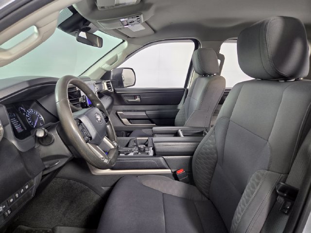 Used 2022 Toyota Tundra SR5 AWD/4WD image 14