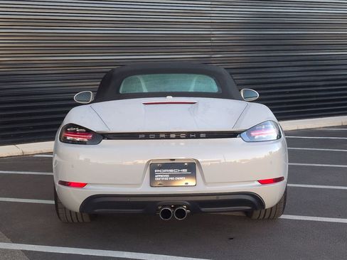 Certified 2025 Porsche 718 Boxster image 10