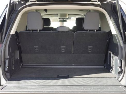 Certified 2025 Ford Expedition Active image 22