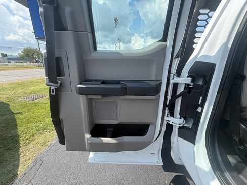 Used 2022 Ford F450 XL w/ Power Equipment Group AWD/4WD image 19