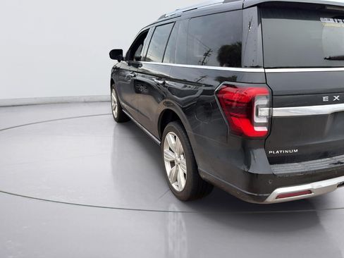 Used 2024 Ford Expedition Platinum AWD/4WD image 8