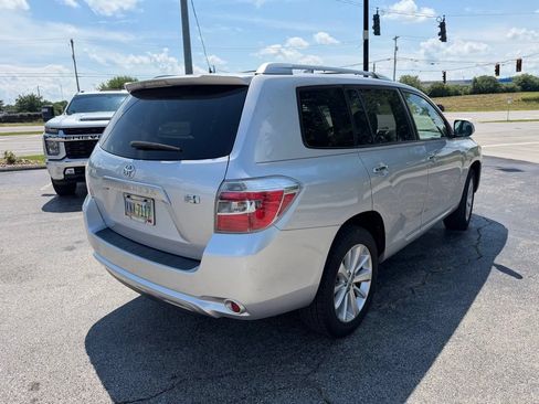 Used 2008 Toyota Highlander 4WD Hybrid w/ Popular Pkg image 3