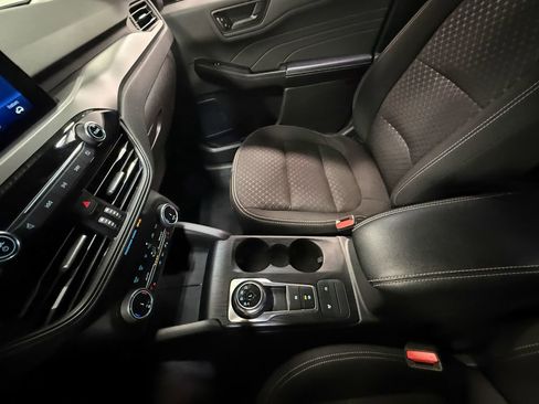 Used 2024 Ford Escape Active image 84