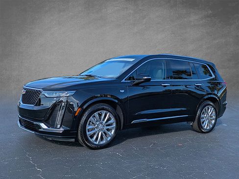 Certified 2024 Cadillac XT6 Premium Luxury w/ Technology Package image 2