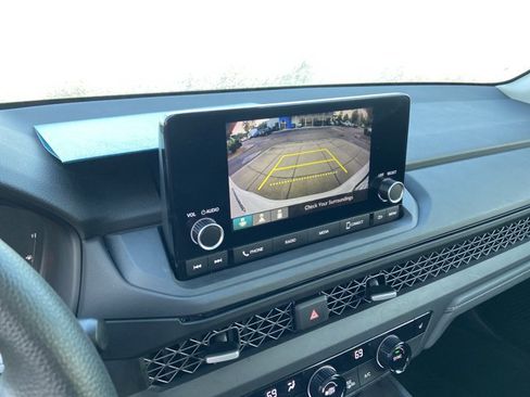 Used 2023 Honda Accord EX image 37