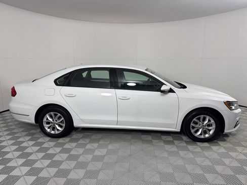 Used 2018 Volkswagen Passat 2.0T S w/ Driver Assistance Package image 4