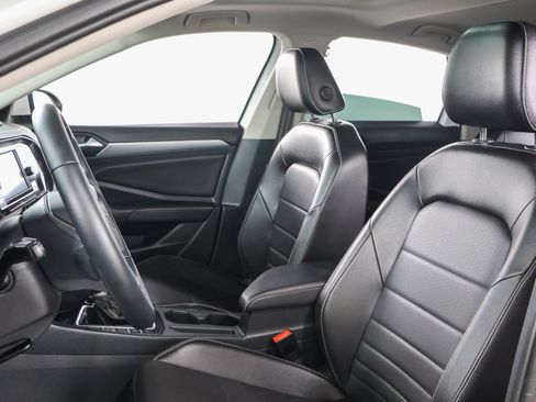 Used 2023 Volkswagen Jetta SE w/ Panoramic Sunroof Package FWD image 24