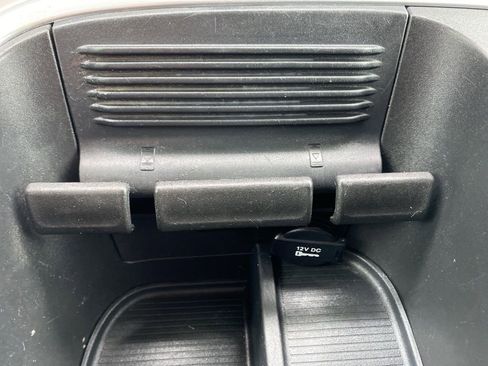 Used 2017 RAM 3500 Big Horn AWD/4WD image 31