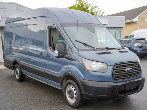 Used 2019 Ford Transit 250 148 High Roof Extended RWD image 8