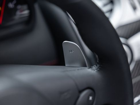 Used 2009 Mercedes-Benz SLR image 21