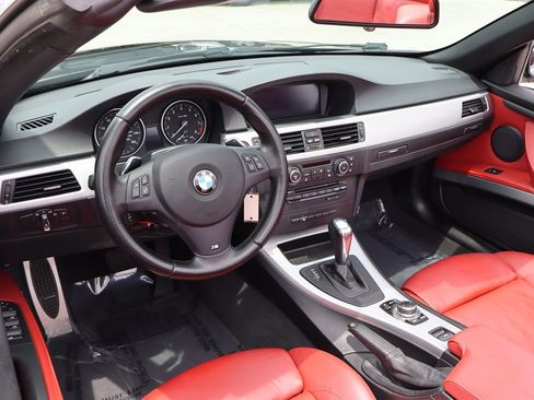 Used 2012 BMW 335i Convertible RWD image 20