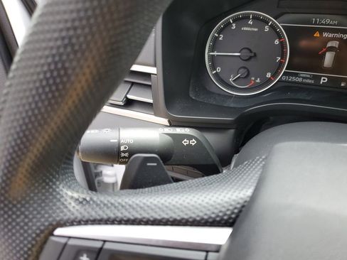 Used 2023 Mitsubishi Outlander ES FWD image 25