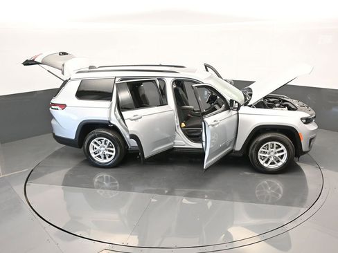 Used 2024 Jeep Grand Cherokee L Laredo image 59