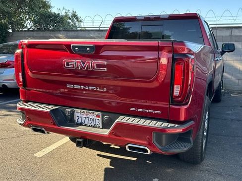 Used 2023 GMC Sierra 1500 Denali w/ Denali Carbonpro Edition AWD/4WD image 5