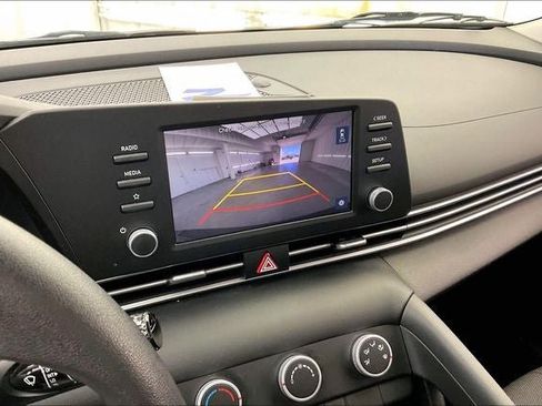 Certified 2023 Hyundai Elantra SE FWD image 27