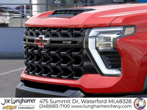 New 2026 Chevrolet Silverado 2500 ZR2 w/ LPO, Dark Essentials Package AWD/4WD image 15