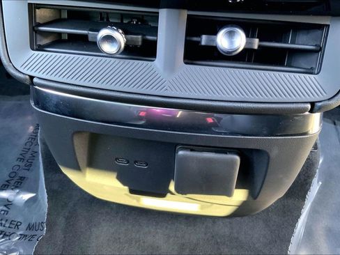 New 2026 Cadillac Vistiq Sport image 22