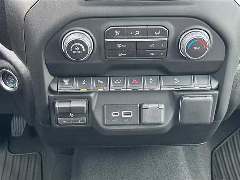 Certified 2026 Chevrolet Silverado 2500 Custom w/ Custom Value Package AWD/4WD image 28