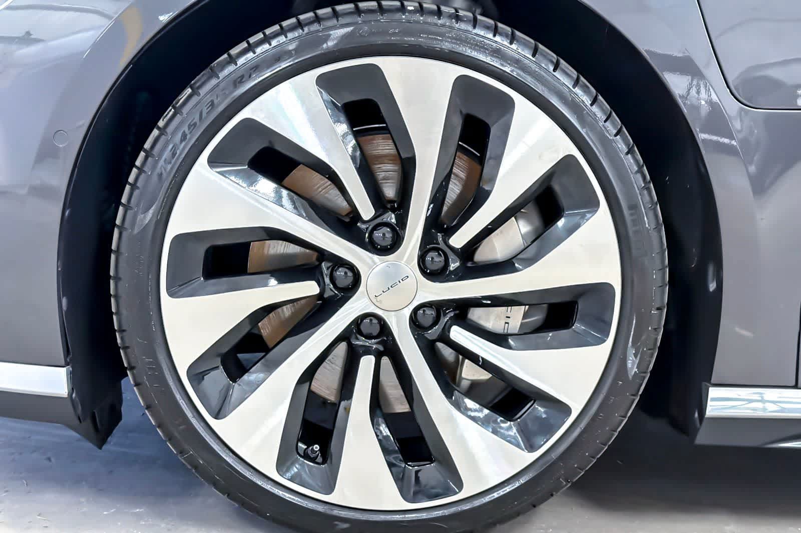 Used 2023 Lucid Air Touring AWD/4WD image 25