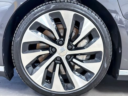 Used 2023 Lucid Air Touring AWD/4WD image 25