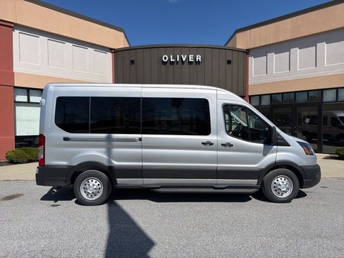New 2026 Ford Transit 350 148 Medium Roof Wagon AWD image 8