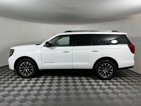 Used 2025 Ford Expedition Platinum AWD/4WD image 8