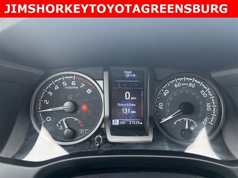 Used 2023 Toyota Tacoma TRD Sport image 16