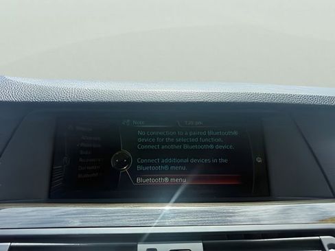 Used 2013 BMW 550i xDrive Sedan AWD/4WD image 22