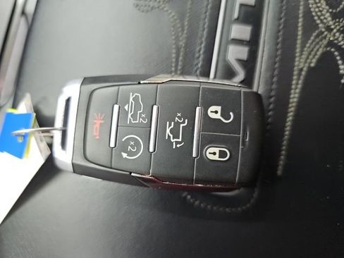 Used 2022 RAM 1500 Limited AWD/4WD image 30