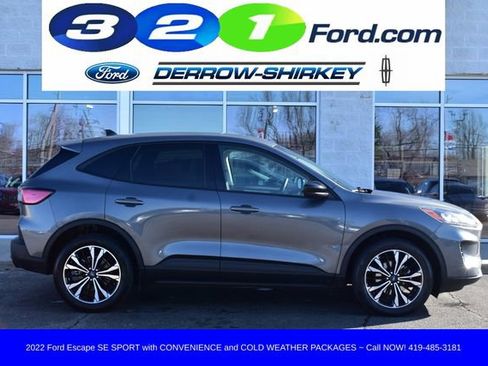 Used 2022 Ford Escape SE w/ SE Sport Appearance Package image 3