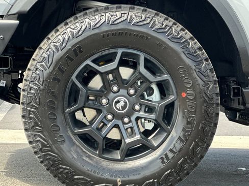 New 2026 Ford Bronco Badlands AWD/4WD image 25