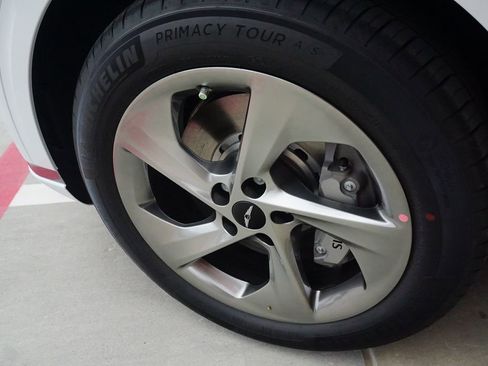 New 2026 Genesis GV70 2.5T image 6