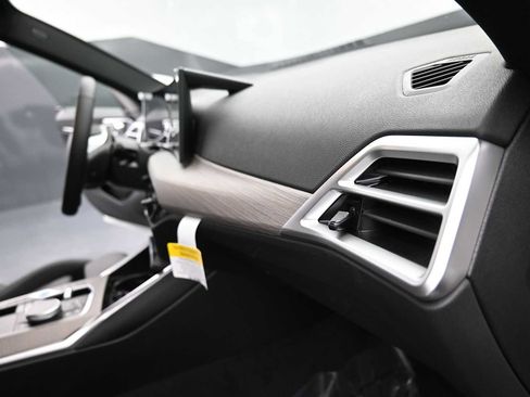 New 2026 BMW i4 eDrive40 w/ Premium Package RWD image 16
