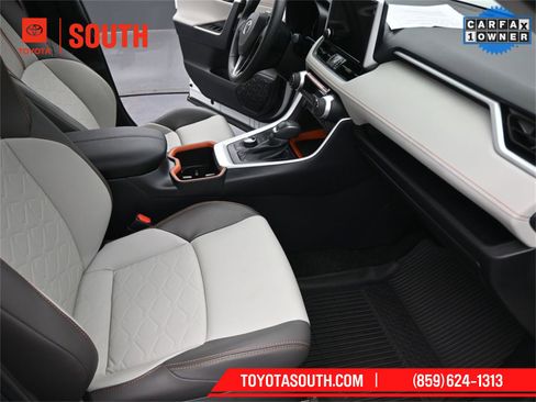 Used 2024 Toyota RAV4 Adventure image 27