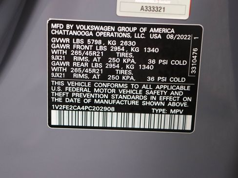 Used 2023 Volkswagen Atlas Cross Sport SEL Premium R-Line AWD/4WD image 35