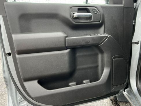 Used 2023 Chevrolet Silverado 1500 Custom AWD/4WD image 19