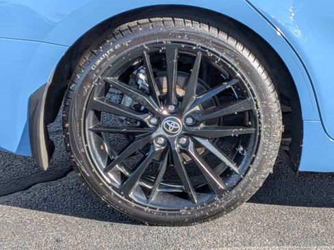 Used 2023 Toyota Camry XSE image 11