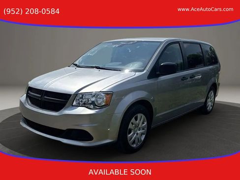 Used 2019 Dodge Grand Caravan SE FWD image 1