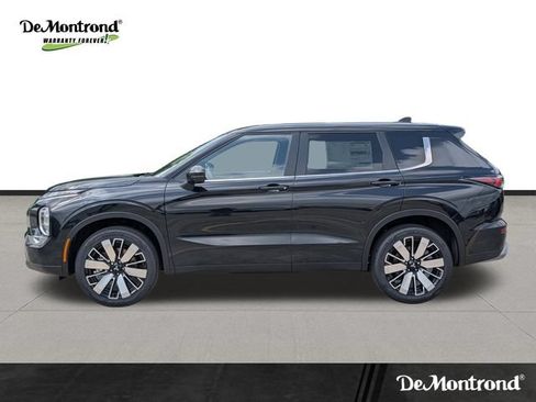 New 2026 Mitsubishi Outlander SE FWD image 8