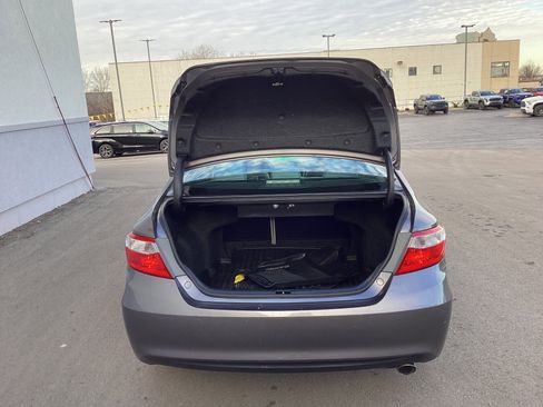 Certified 2016 Toyota Camry XLE image 11