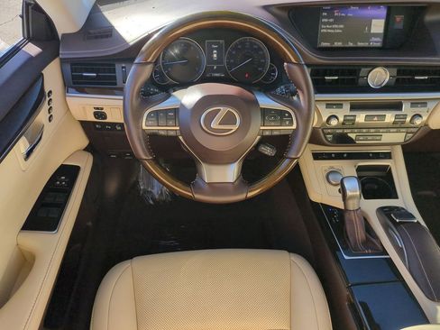 Used 2017 Lexus ES 350 image 28