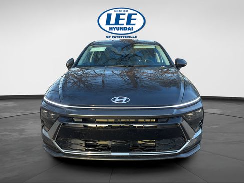 New 2026 Hyundai Sonata SEL FWD image 2