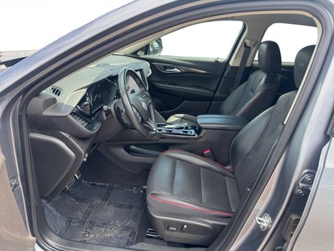 Used 2022 Buick Envision Essence w/ Sport Touring Package AWD/4WD image 10